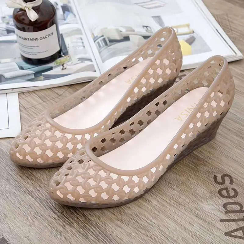 

Women Round Toe Hollow Out Wedges Jelly Sandals Summer New Soft sole Non Slip Shallow Slip On Cave Shoes Outdoor Beach Sandals