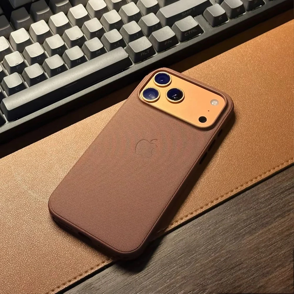Etui MagSafe Magnetic Tech Woven do iPhone'a 18 17 Pro Max 17Pro TechWoven z logo do bezprzewodowego ładowania do iPhone'a 18Pro z pudełkiem — zdjęcie produktu 4