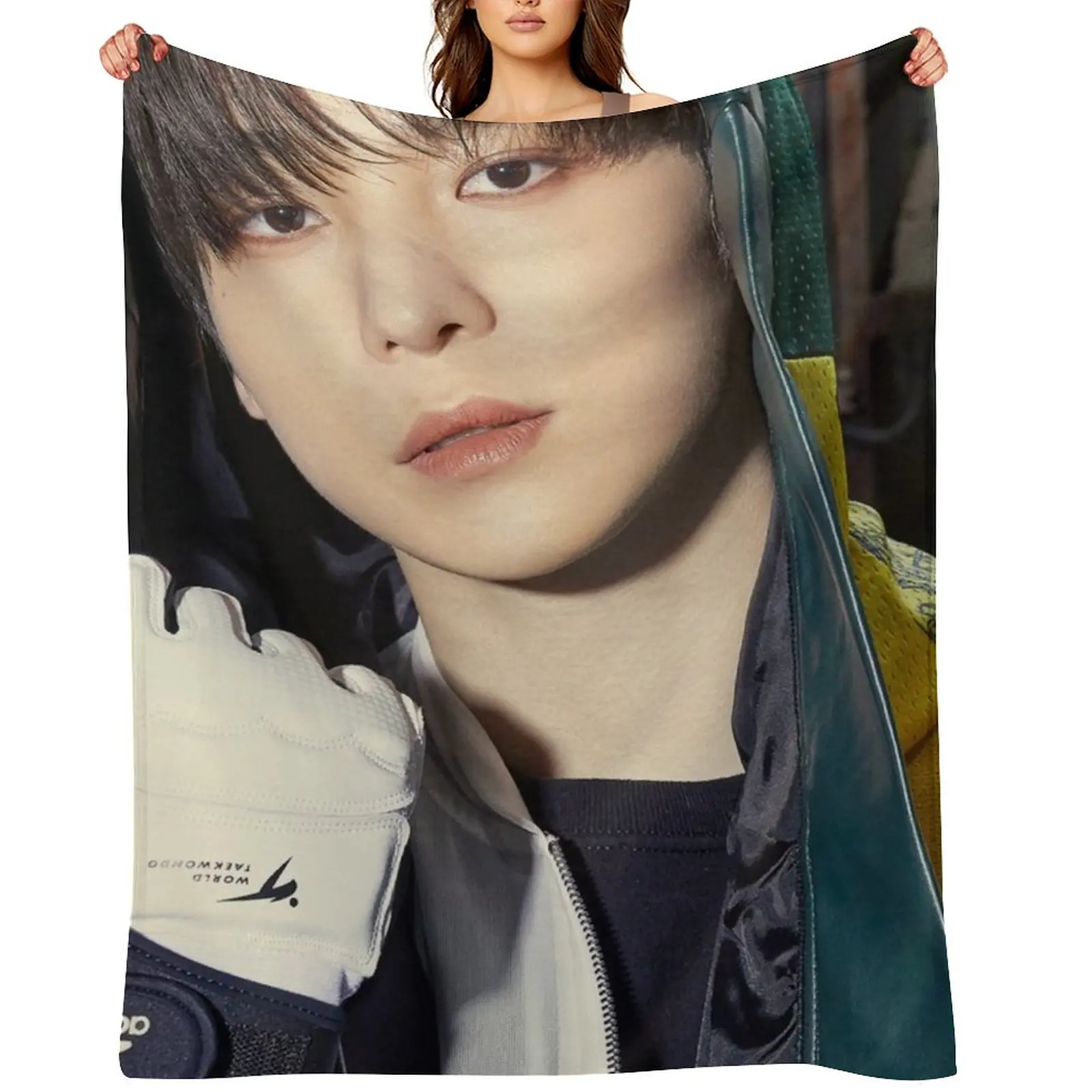 

ATEEZ YUNHO “BEYOND : ZERO” Throw Blanket funny gift Picnic sofa bed Fashion Sofas Blankets