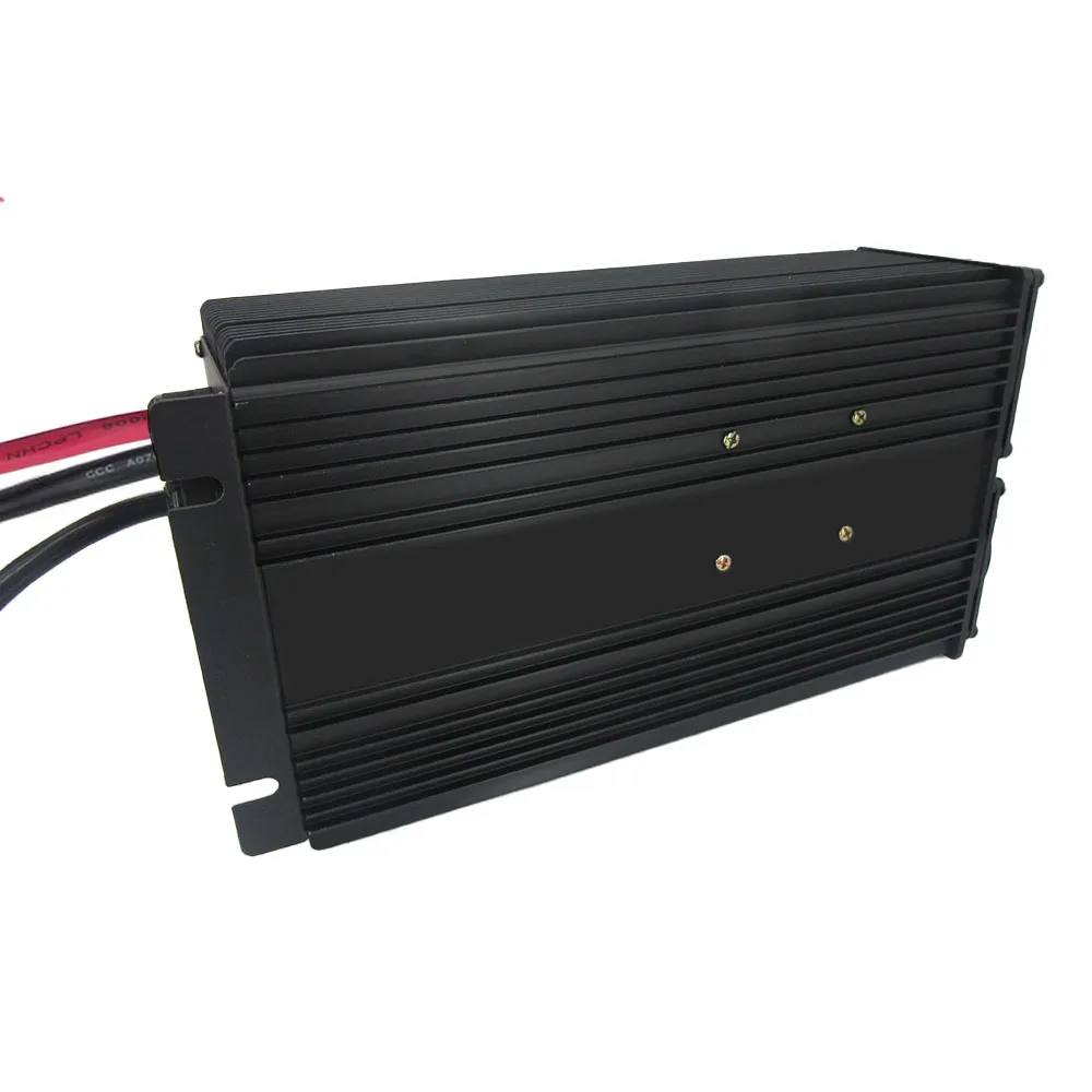 2500W 72V 30A LiFePO4 Szybka ładowarka litowo-ołowiowa 20S 84V 24S 87.6V 88.2V RV EV Ładowarka do wózków widłowych