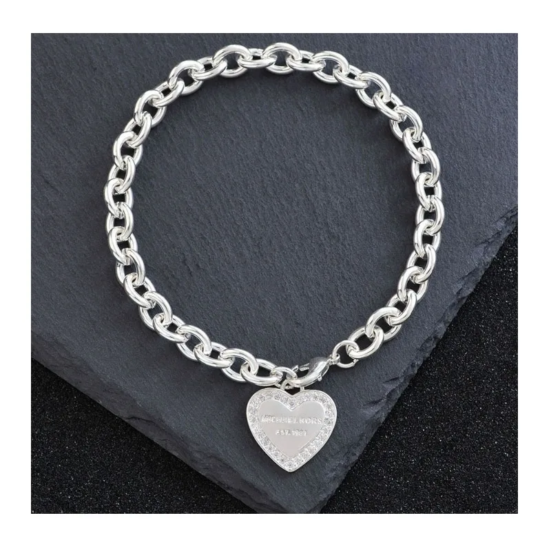 

Изысканный браслет с подвеской в виде сердца, инкрустированный цирконами, для женщин: легкий люкс, эксклюзивный аксессуар, хит продаж