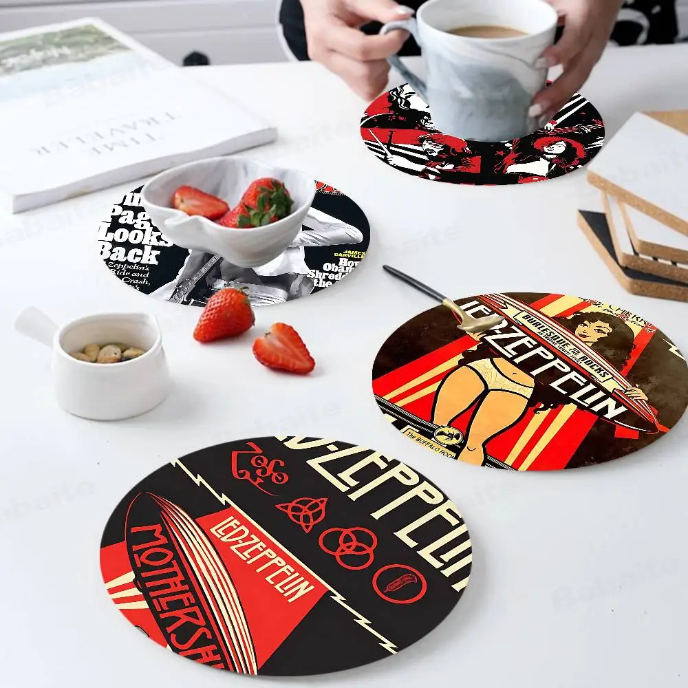 Band L-Led Z-Zeppelin pattern art painted wooden anti-slip coasters, suitable for decoration of living room kitchenware