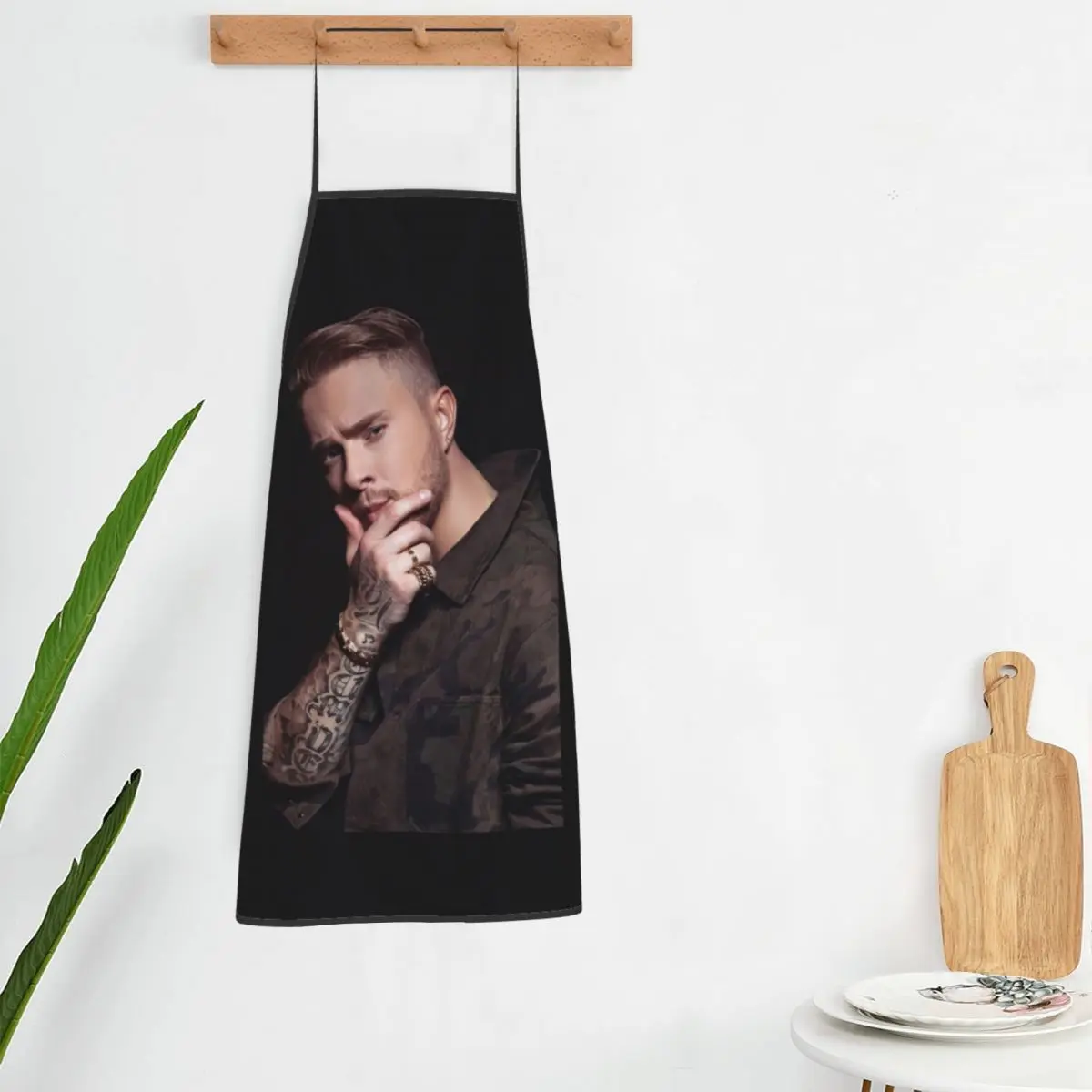 Egor Kreed Russian Rapper Apron Chef Cooking Cuisine Tablier Bib Kitchen Cleaning Pinafore for Women Men Painting