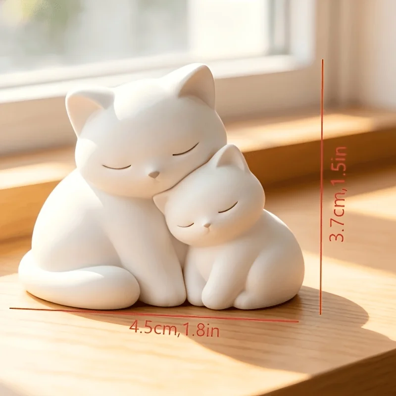 Cat Figurine Holding Mother and Child, Simple and Healing Kitten Desktop Sculpture, Warm Parent-Child Animal Desktop Decoration, Bedroom and Living Room Desk and Bookshelf Soft Decor, Soft and Neutral Home Decor Piece, Mini Desktop Display, Home Ambiance Decoration, Cute Desktop Sculpture