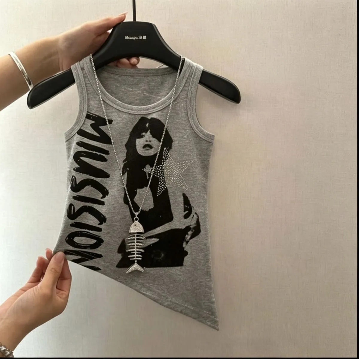 Girls Star Rhinestone Print Tank Top 2026 Summer New Kids Asymmetrical Hem Spaghetti Strap Sleeveless T-shirt Children Clothing