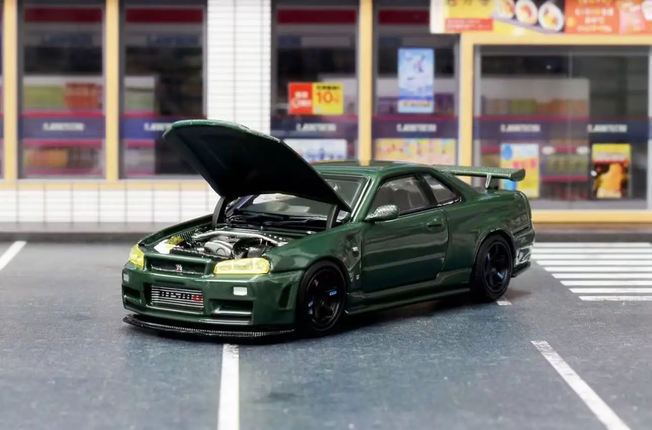 

В наличии MH 1:64 SKYLINE GTR R34 Z TUNE CRS VER Коллекция моделей Миниатюрные игрушки с открытым капюшоном Литая под давлением диорама Автомобиль MOTORHELIX