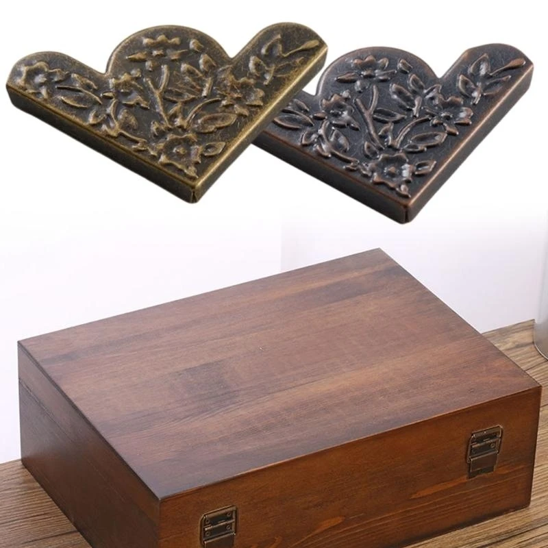 Dekorative Eisen -Eckschützer für Holzgeschenke Schachtel und Handwerksvorräte .y5ga