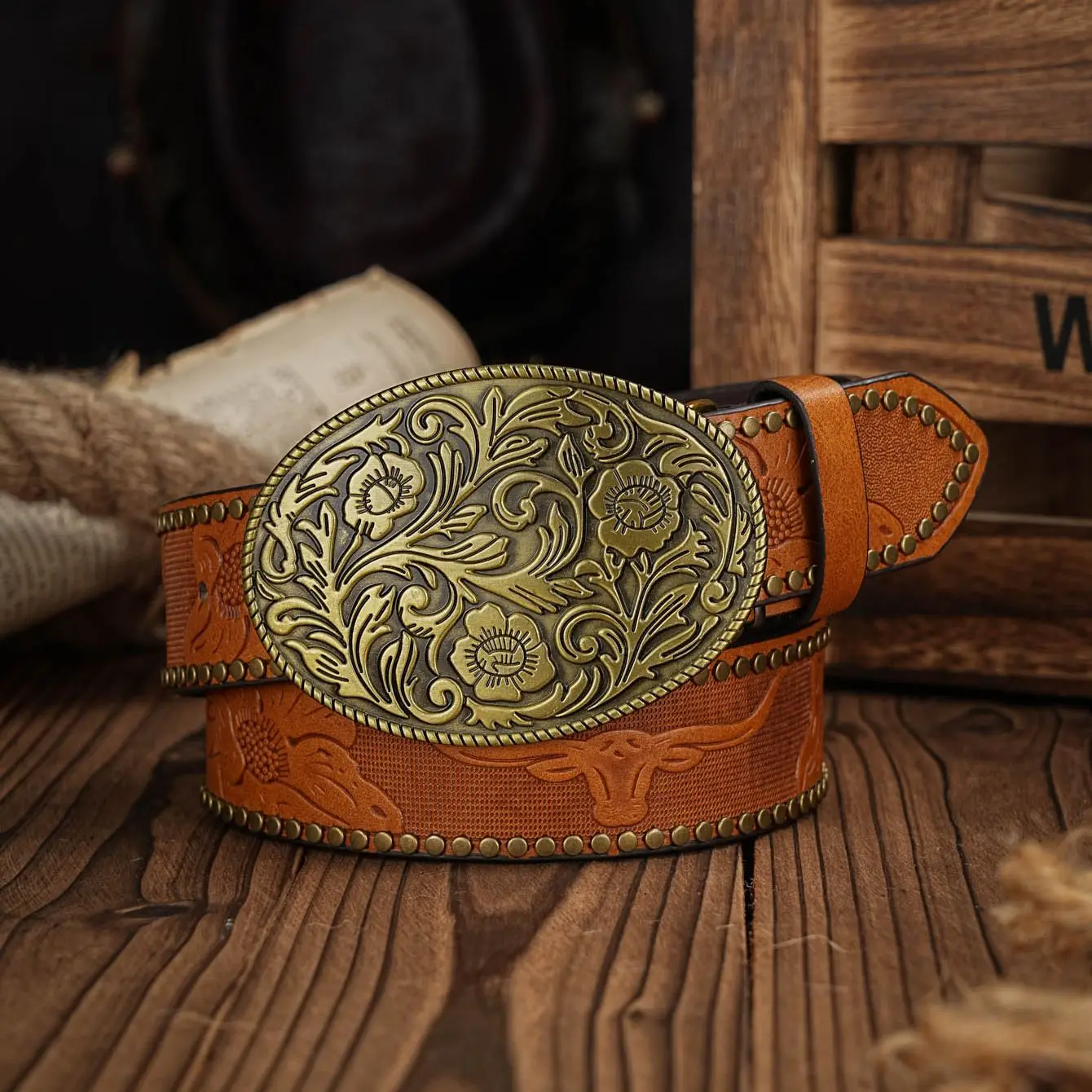 Western Cowboy PU Leather Belt - Men Waist Strap Bull Decoration Floral Engraved for Jeans