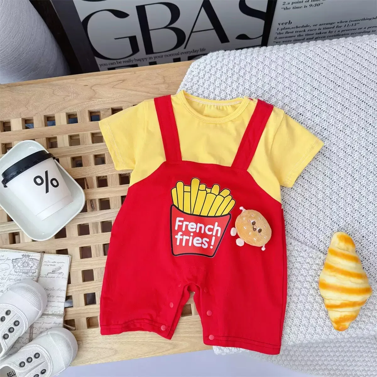 אוברול תינוק דגם צ'יפס 