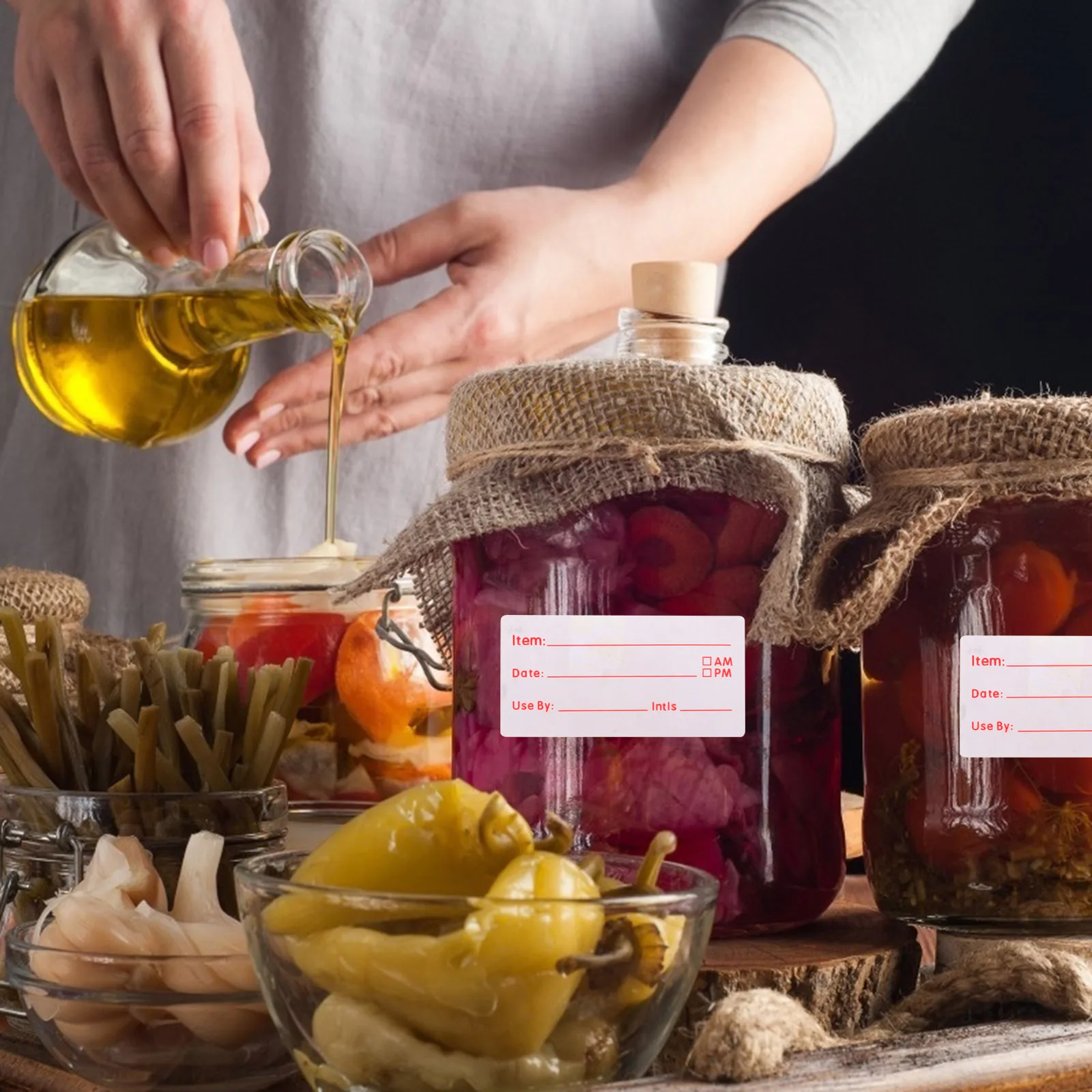 

500Pcs Writable Date Labels Premium Self-Adhesive Food Stickers No Glue Needed for Kitchen Storage Jars Essential Oil Bottles