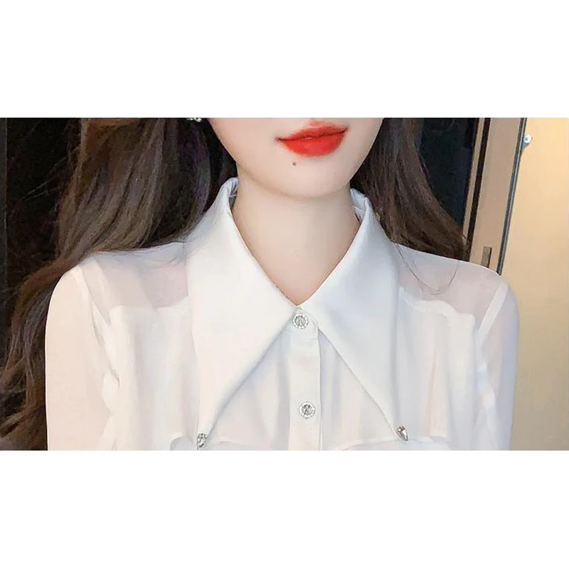 قميص شيفون أبيض بأكمام طويلة للنساء لربيع وصيف 2026 تصميم فرنسي أنيق جديد قمصان احترافية فضفاضة