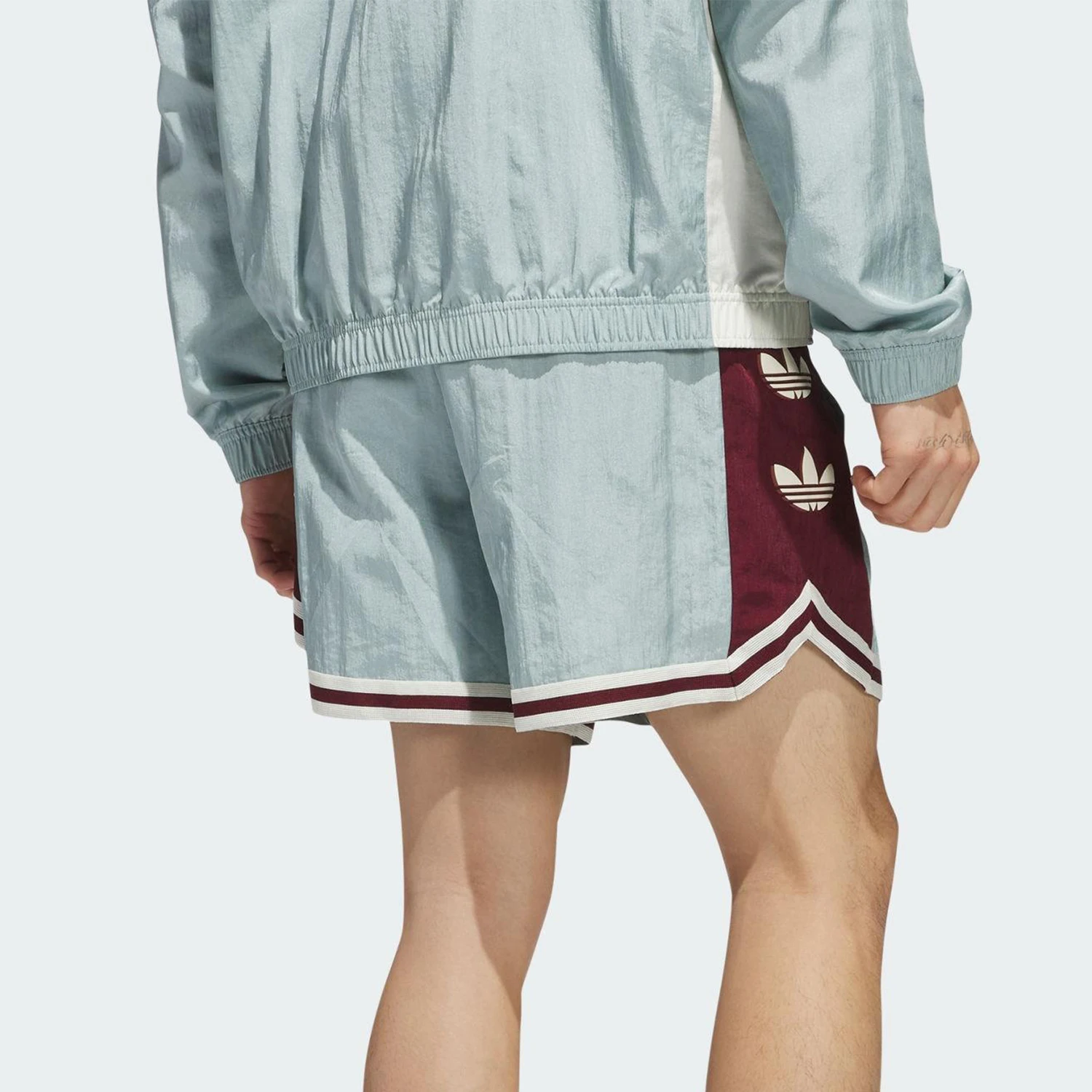 Adidas Oficial Genuíno Três Listras Masculino e Feminino Moda Casual Tecido Shorts Esportivos JC5970