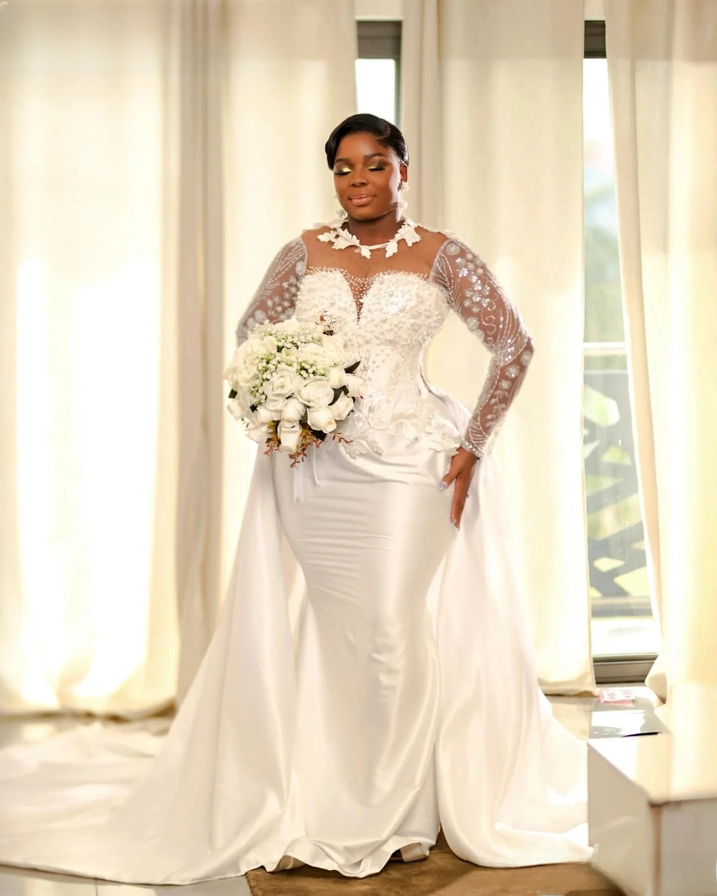 Customized High Collar Sparkly Heavy Beads Pearls Mermaid Wedding Dress with Removable Skirt Plus Size Long Sleeves Bridal Gown