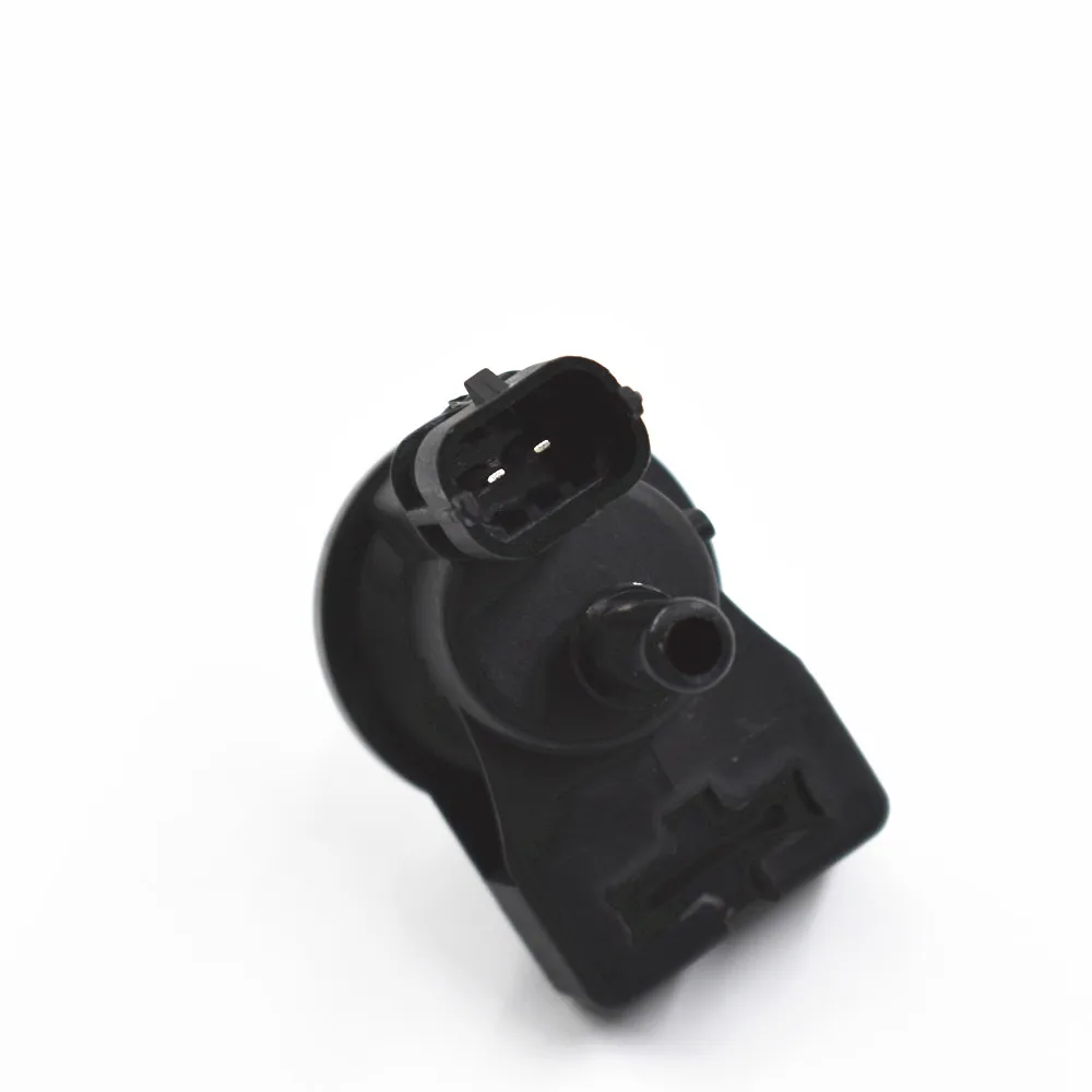 55566514 0280142495 Válvula Solenoide de purga del recipiente de emisión del evaporador GM para Chevy Buick con soporte 214-1685 12611801 P0496