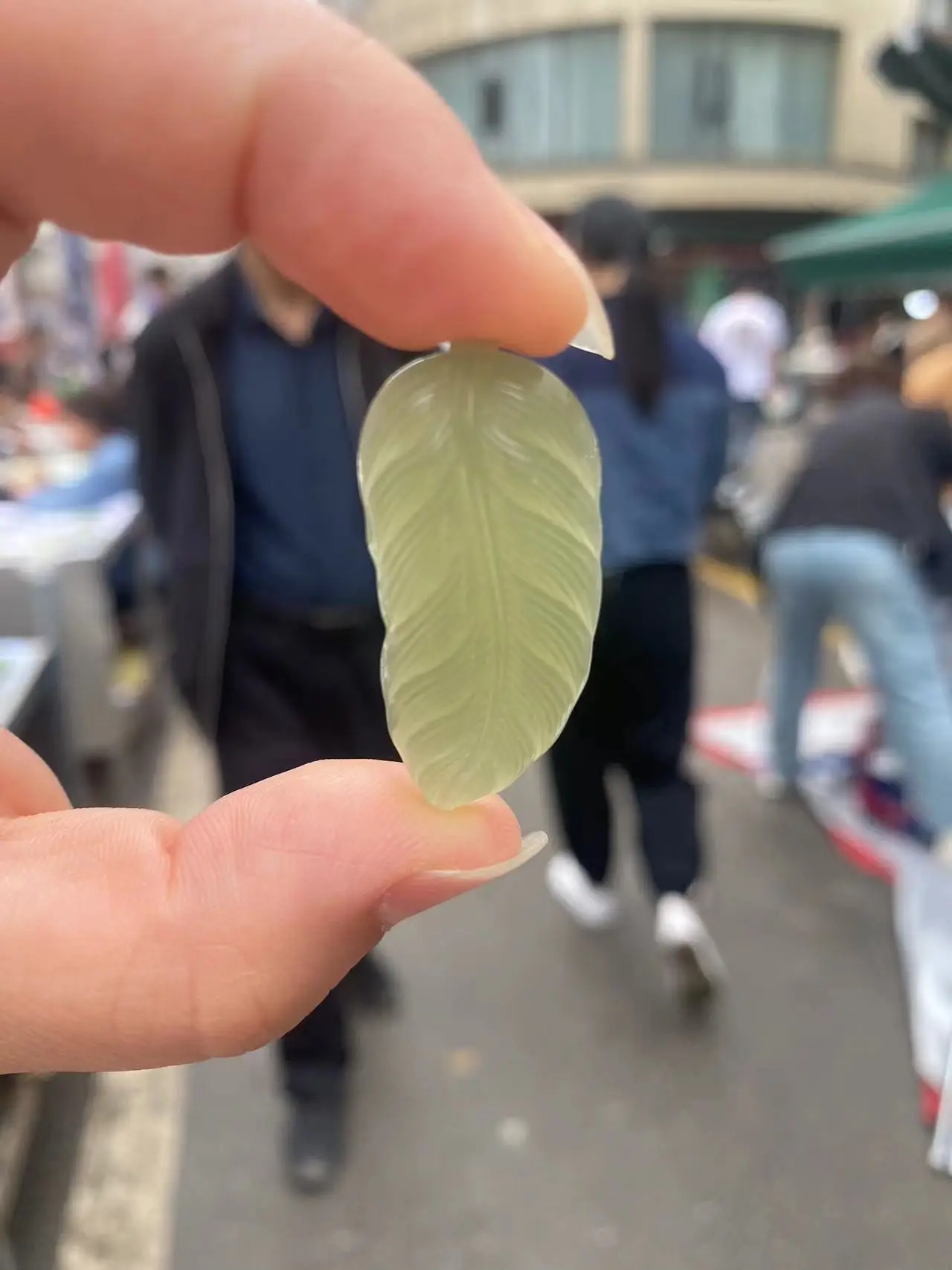 Natural Hotan Jade Nephrite PendantsHand carved hollow leaf necklace pendant women's Boutique Jade jewelry Add certificate