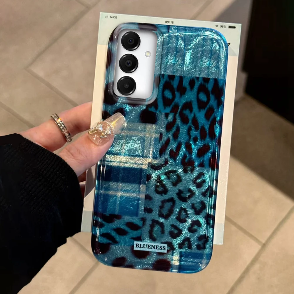 

Vintage Blue Leopard Print Phone Case for Samsung Galaxy A55 A07 A17 A56 A36 A26 A16 A53 A06 A14 A24 A34 A54 A15 A12 A22 Cover
