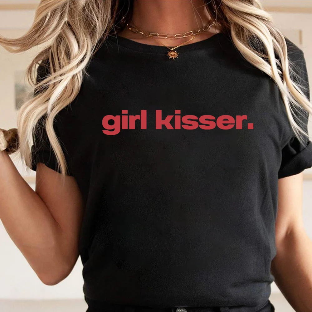 Lesbian Girl Kisser Pride LGBTQ WLW Pansexual Bisexual T-Shirt Y2k Shirt Streetwear Retro Short Sleeves Shirts Women Casual Tops