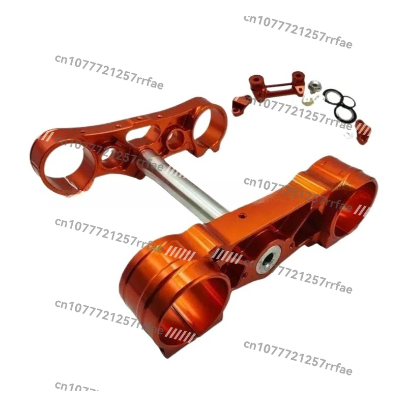 Off-road motorcycle, direction column assembly, upper and lower card holders