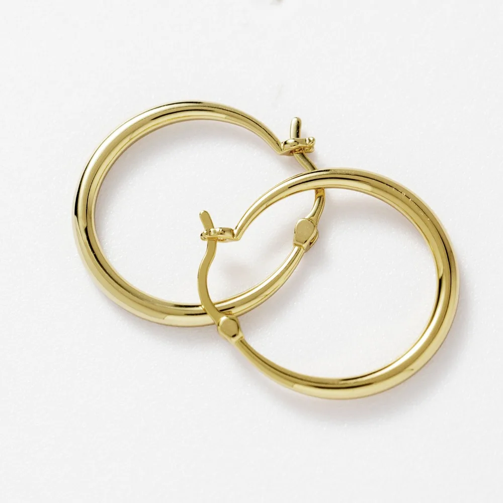 Daisini Smooth Earr… - image