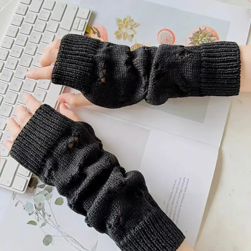 

2026 Y2K Women Punk Stylish Gloves for Girls Arm Crochet Knitting Hollow Heart Half-finger Warm Fingerless Gloves