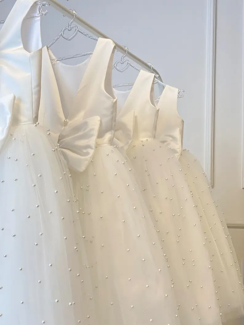 V Back Top Dress with Pearls, First Communion Gown, Ivory Flower Girl Dress, Elegant Baptism, Wedding Bridesmaid, Blessing Dress