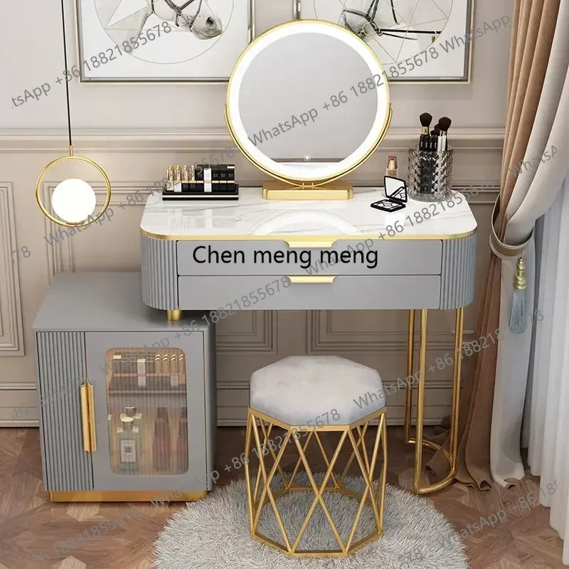 Nordic Makeup Vanit…