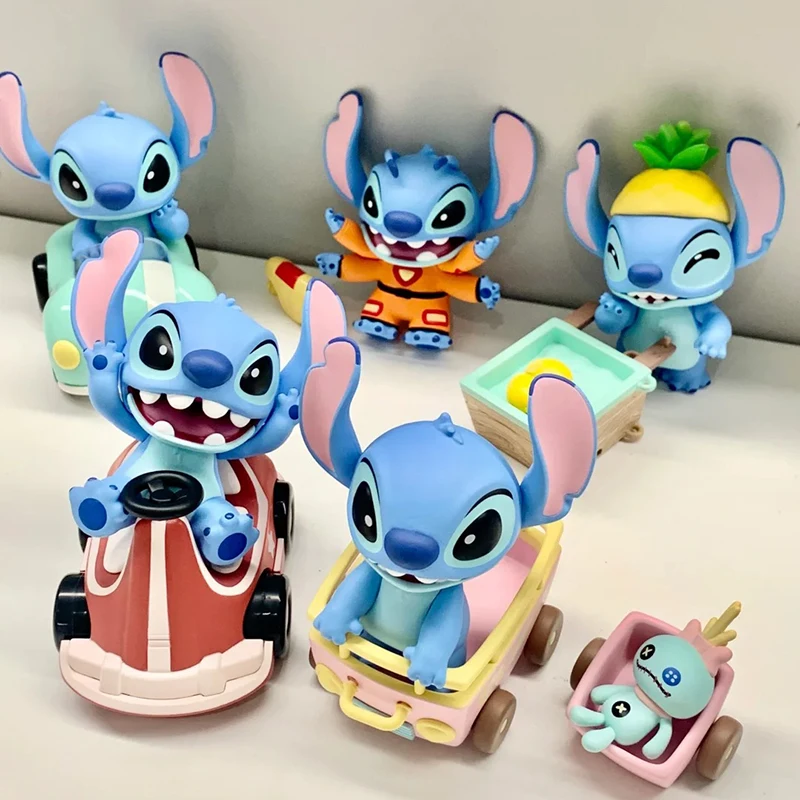 Disney Lilo & Stitch ชุดกล่องปริศนาของเล่นอะนิเมะน่ารักๆของสะสมตกแต่งโต๊ะของขวัญวันเกิดเด็กผู้หญิงเซอร์ไพรส์