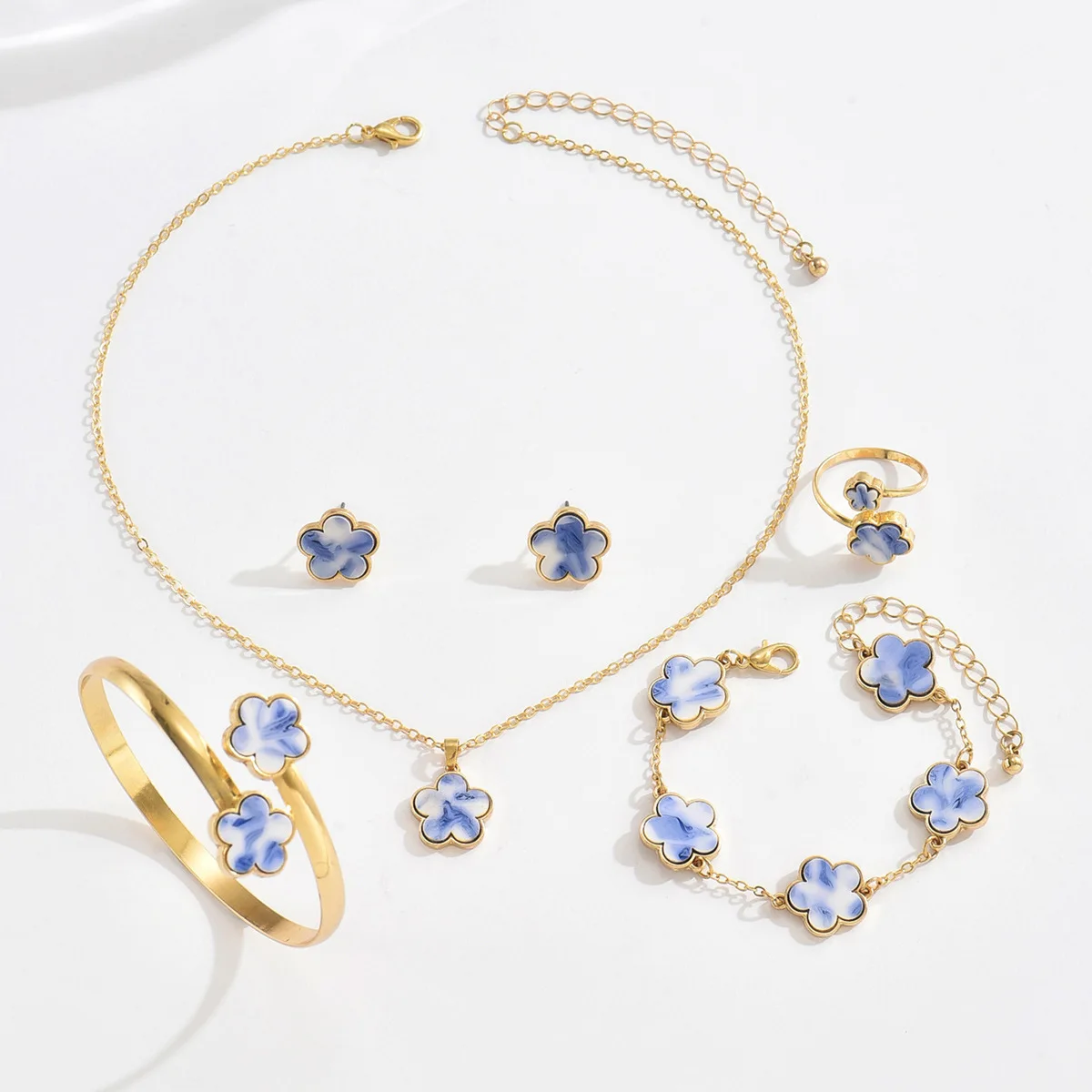 

5pcs Blue and White Porcelain Lucky Five-petal Flower Necklace Bracelet Earrings Set for Women Elegant Clover Fashion Jewelry