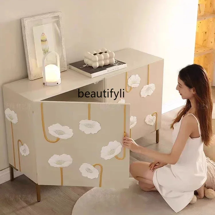 

P Cream wind entrance cabinet painted creative shoe cabinet can store storage side cabinet household