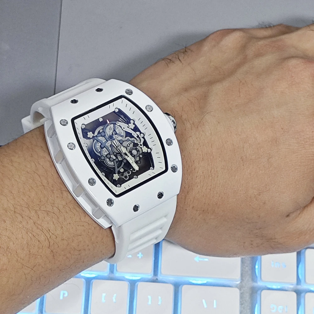ساعة يد ميكانيكية كوارتز رجالية فاخرة 2025 موضة جديدة أوتوماتيكية مقاومة للماء ساعة رجالية ساعات شفافة
