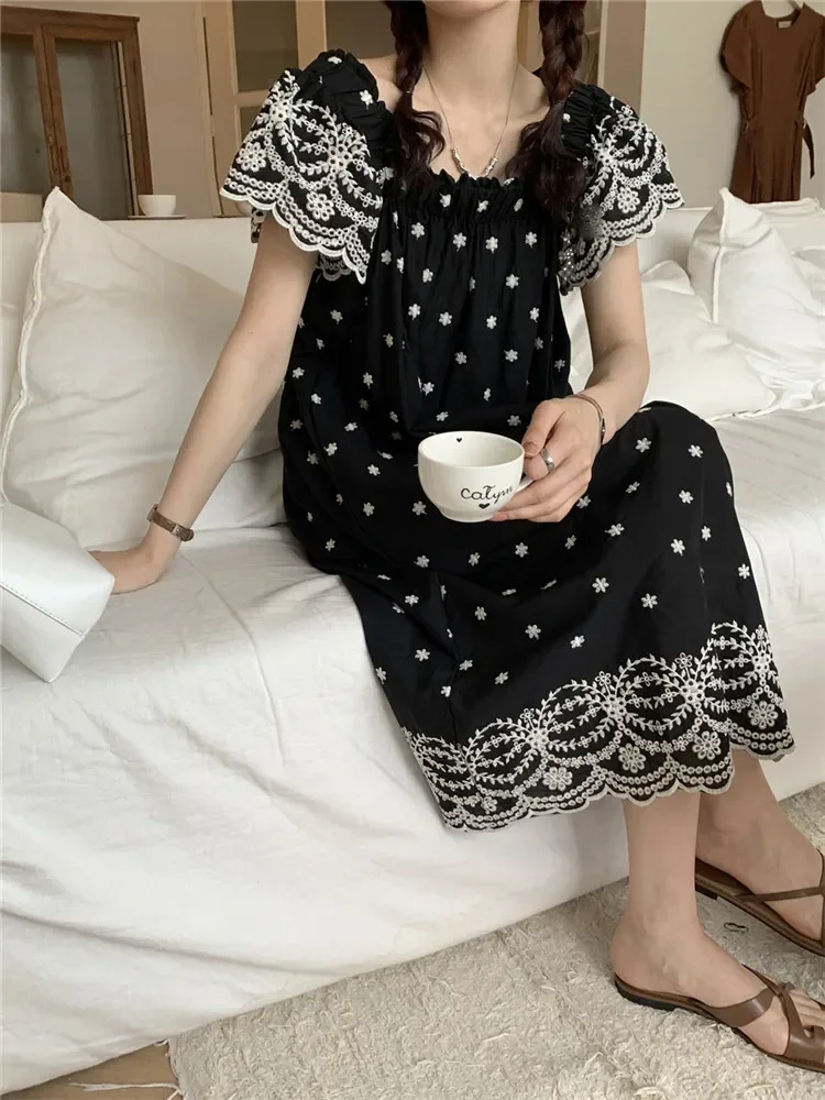 Women Vintage Black Embroidery Flower A Line Dress New Summer Fashion Square Collar Midi Dress Flying Sleeve Loose Holiday Dress