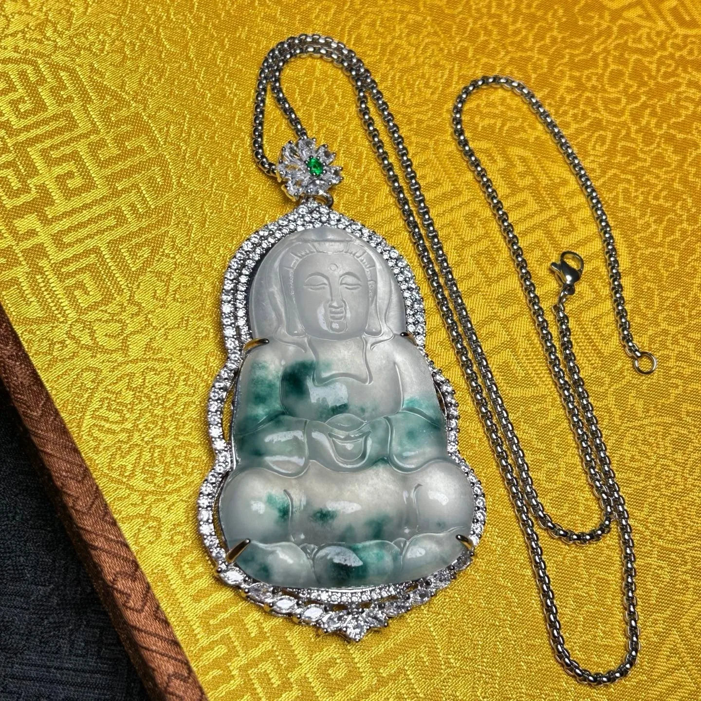Real natural high Ice Green Jade Jadeite guanyin amulet Pendant&Necklaces