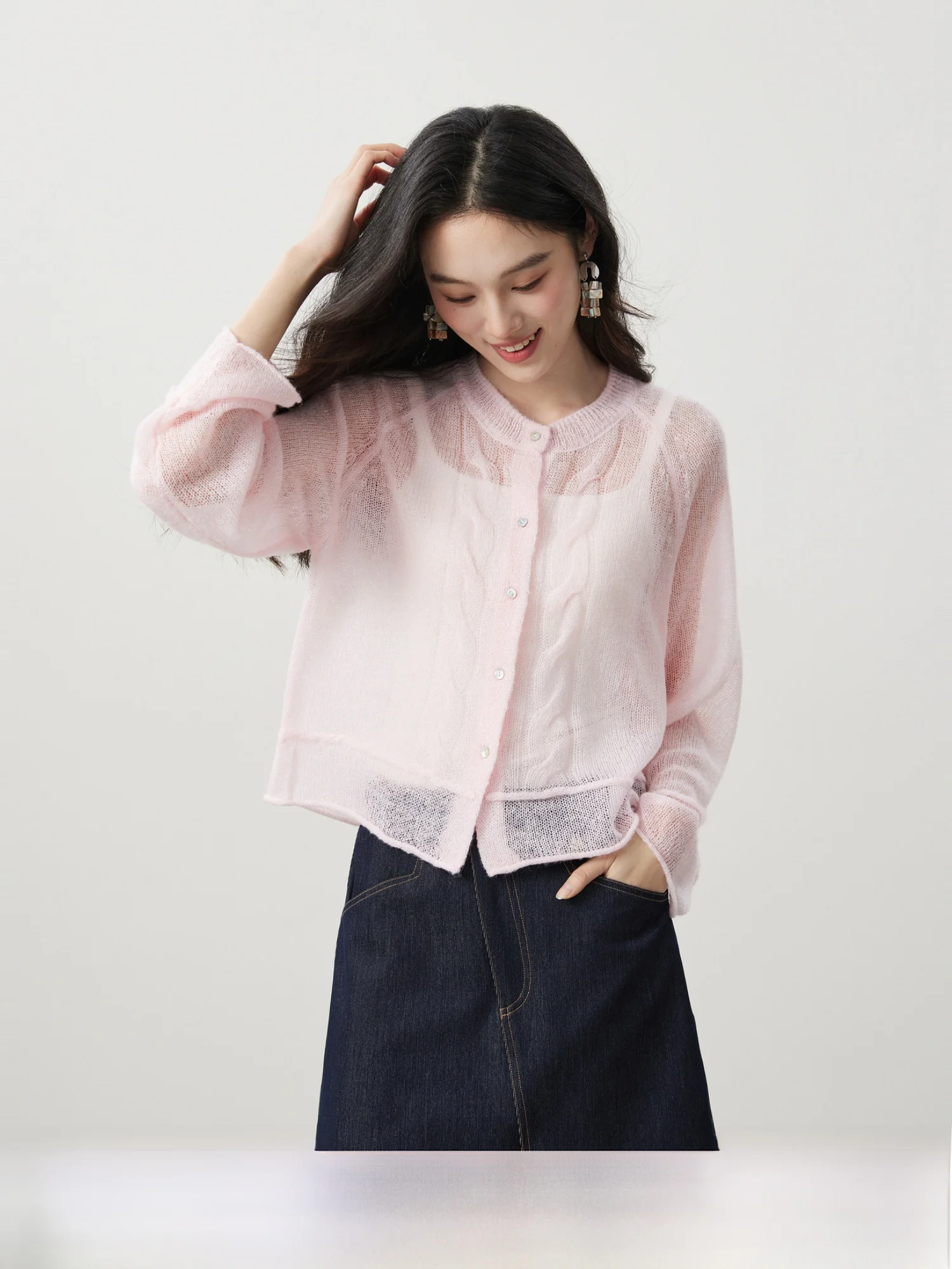 

Весенний теплый кардиган с ажурным узором «Облачное прикосновение», романтичный, вязаный, женский, на раннюю весну, открытый, из мягкого нейлона, укороченный