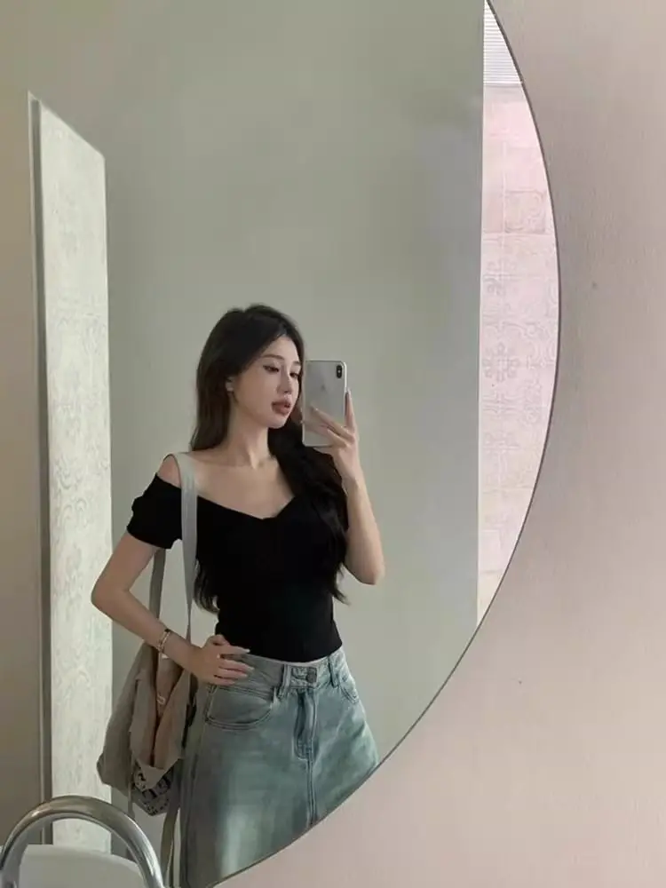 

Off Shoulder T-Shirt Goth Womens Summer Quick Drying Three-Dimensional Silhouette American Casual for Outdoor Leisure All Match