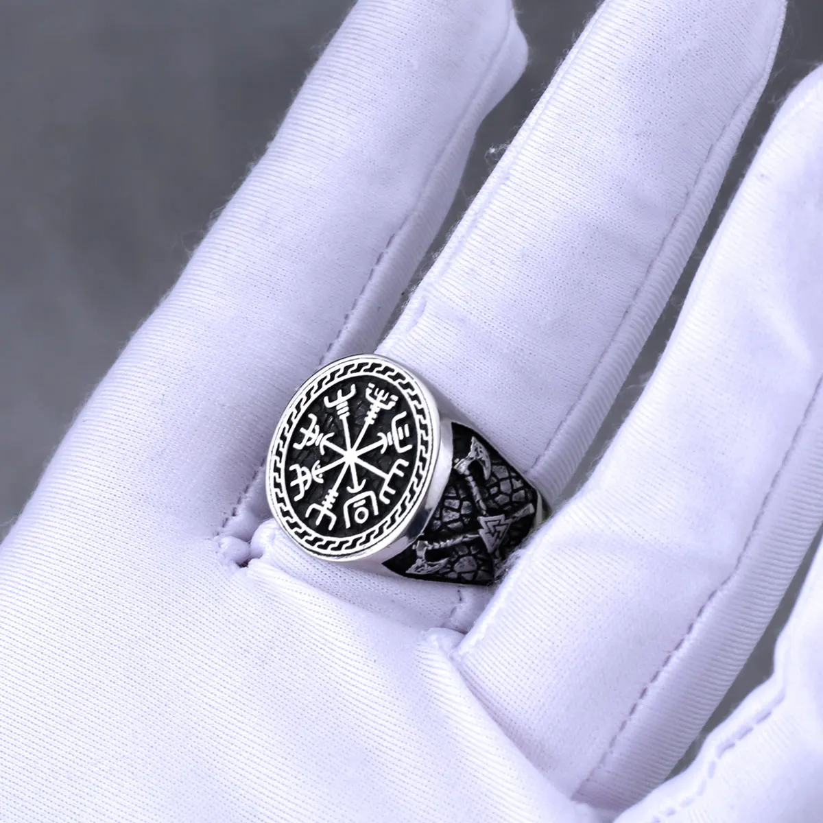 Stainless Steel Vikings Vegvisir Compass Rune Ring Men Vintage Fashion Celtic Knot Accessories Hip Hop Biker Jewelry Gift