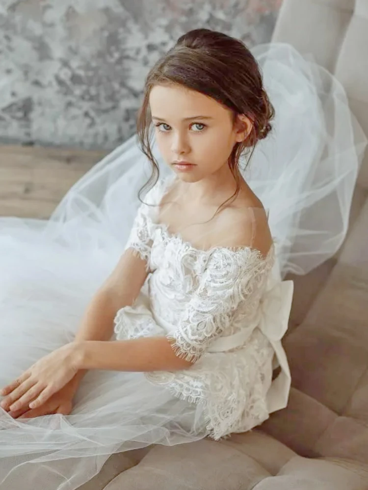 White Flower Girl Dress Tulle Lace Appliques Top With Big Bow Half Sleeve For Wedding Birthday Banquet First Communion Gowns