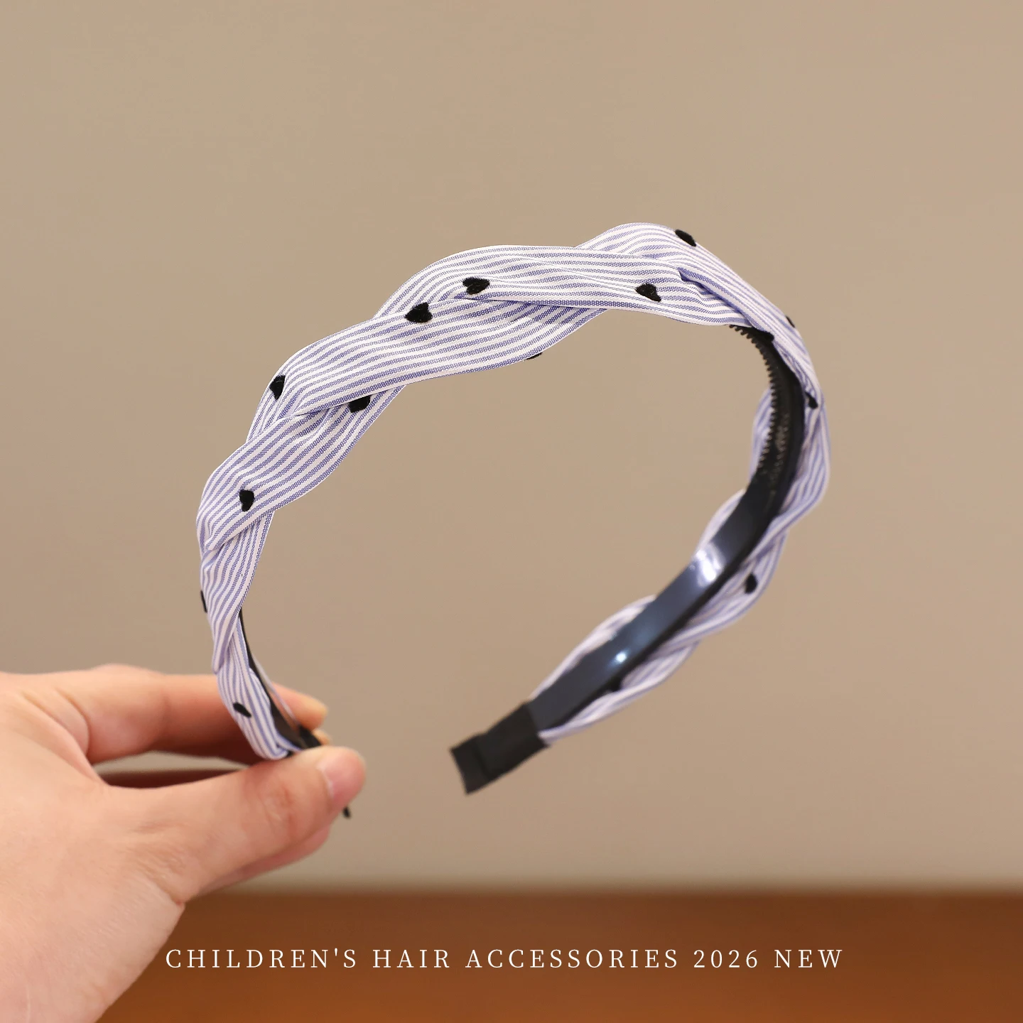 2026 Neues Preppy-Style Gingham Geflochtenes Stirnband für Mädchen Blaues Kariertes Weiches Rutschfestes Haaraccessoire für Kleinkinder Modisches Geschenk – Detail 10