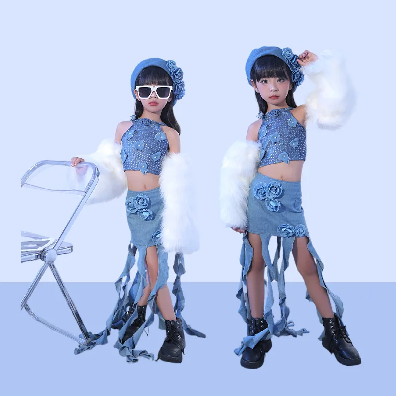 

Girl Blue Western Cowboy Locomotive Style Punk Retro Style Model Catwalk Children Car Model Champs Elysees Performance