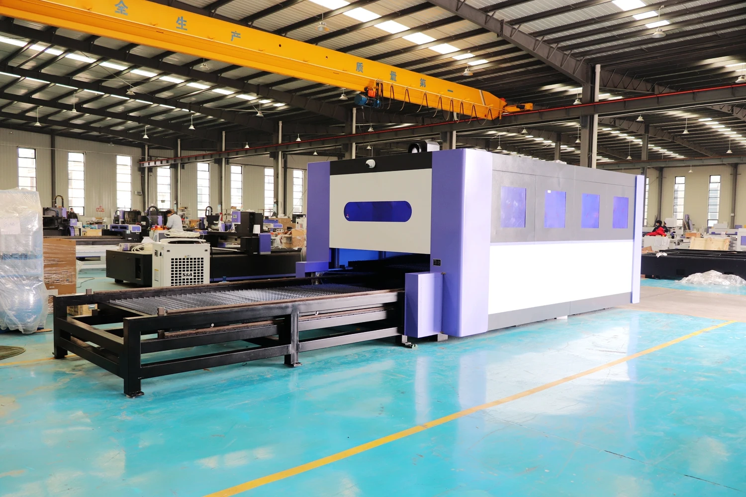 AKJ1530FBC Fiber laser cutting machine 6KW  12KW with exchange table auto feeding table