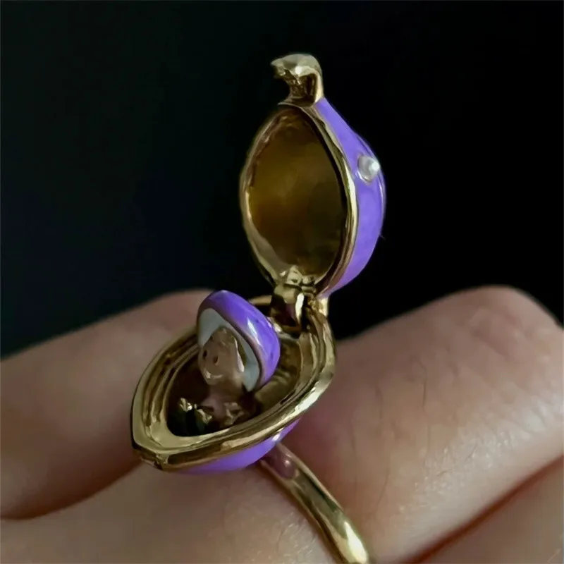 'Alice in Wonderland' Opening Oyster Baby Ring Animation Peripheral Niche Creative Index Finger Ring