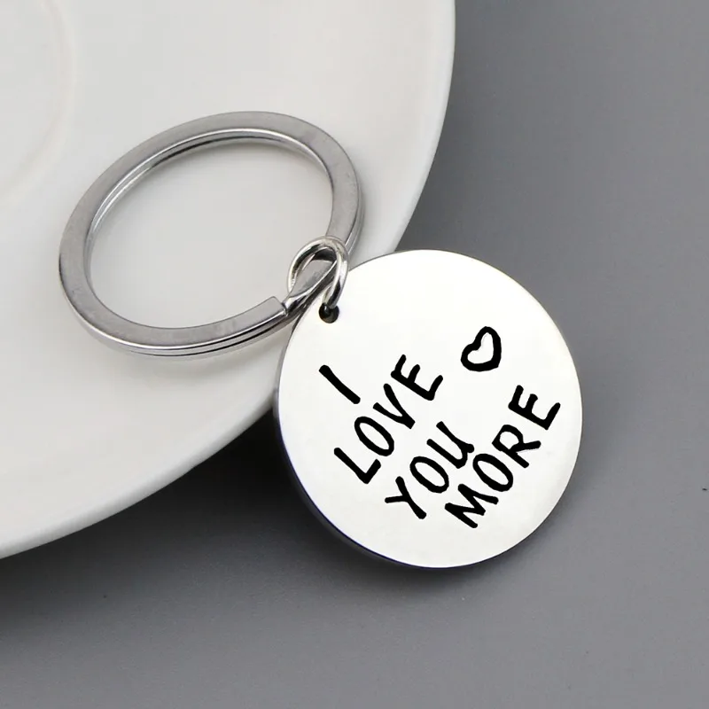 Fashion Jewelry Valentine Gift Keychain Engraved 'I Love You More' Couple Keyring Anniversary Boyfriend Girlfriend Gift Chaveiro