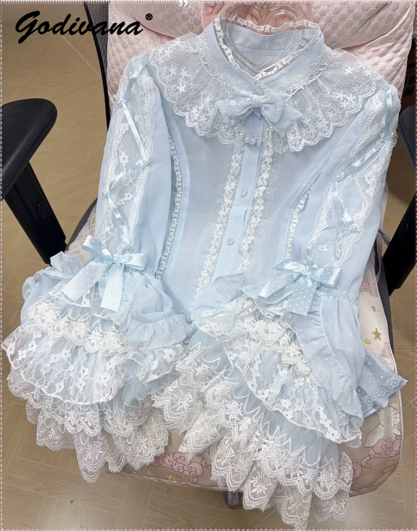

New Summer Female Girls Sweet Bow Pearl Ribbon Lolita Shirt Original Ji Sleeve Blouse Lace Patchwork Long Sleeves Shirts