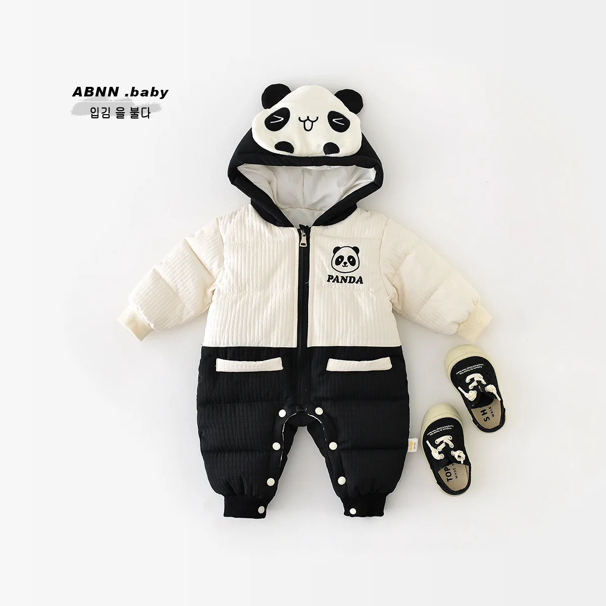 2024 Korean Winter Newborn Boy Onesie Cotton Padded Long Sleeve Panda Hooded Baby Boy Snowsuit Patchwork Warm Infant Boy Romper