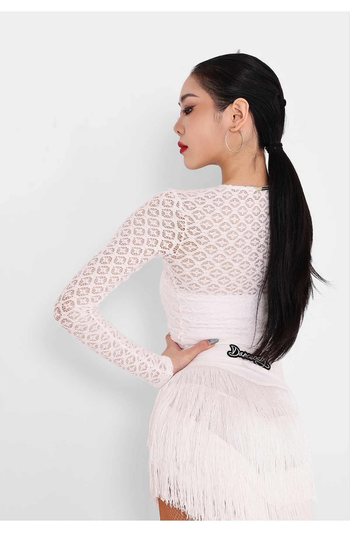 New Latin dance costume women's V-neck long sleeved top+tassel short skirt 2pcs girls tango chacha samba performance outfit