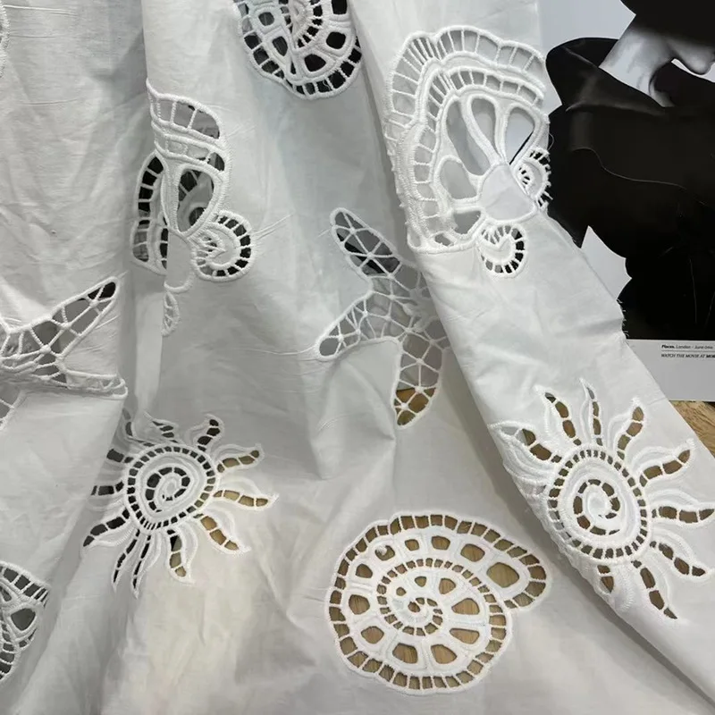 Tela bordada de encaje calado de algodón 100% con patrón de concha para coser ropa de vestir, tela artesanal hecha a mano DIY