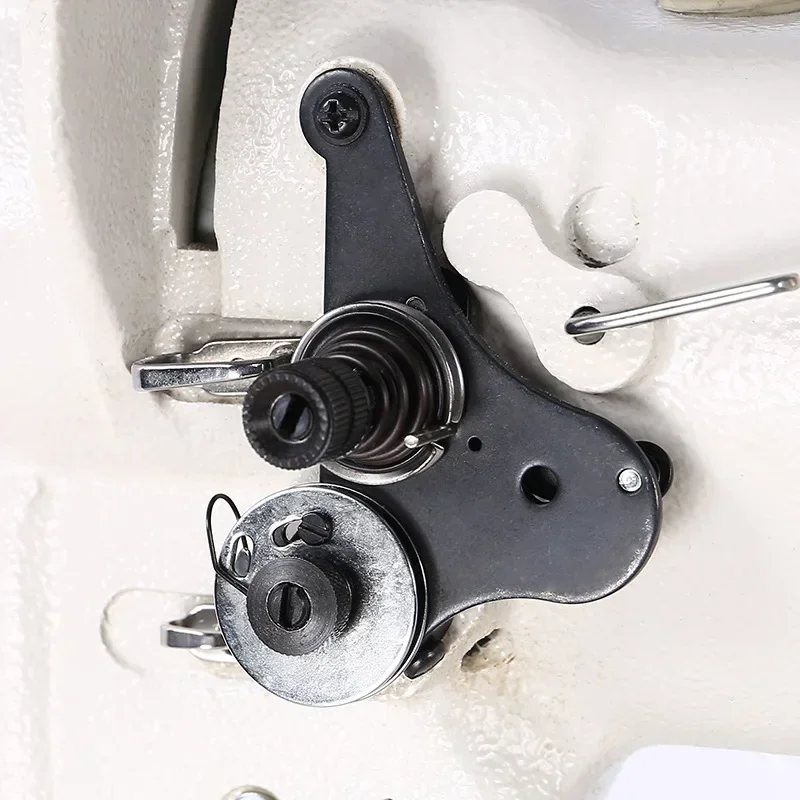 8B Industrial Cylinder Bed Sewing Machine Thick Leather Manual Feed Mechanism New Automatic Oil Supply Sewing Machine Motor