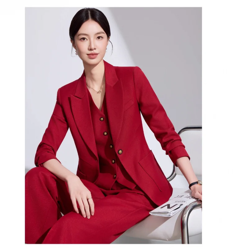 

Красный костюмный комплект для ведущего свадебных церемоний, жилет в винтажном гонконгском стиле, полный комплект рабочей одежды, новый женский пиджак 2025 года