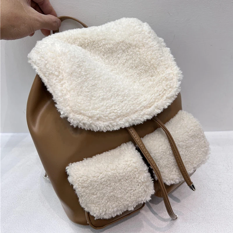 England Style Plush Bags For Women Luxury Designer Handbags Purses 2023 New In lambswool Splicing PU Soft Skin Shoulder Backpack