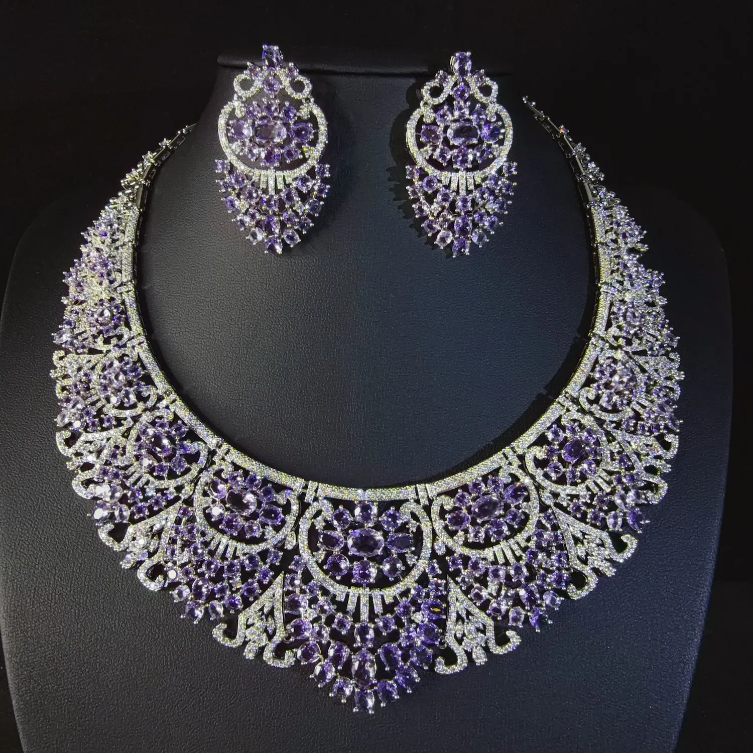 Silver Plated Hollow Red CZ Bib Jewelry Set for Women Luxury Filigree Zircon Necklace Earrings Wedding Pageant Banquet Jewelry