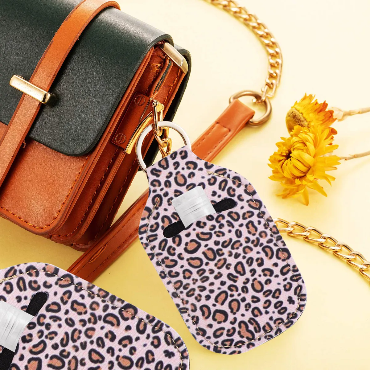 4Pcs Hand Bottle Covers Lightweight Safety Pouches Portable 30Ml Reusable Protective Key Ring Case for Lip Gloss